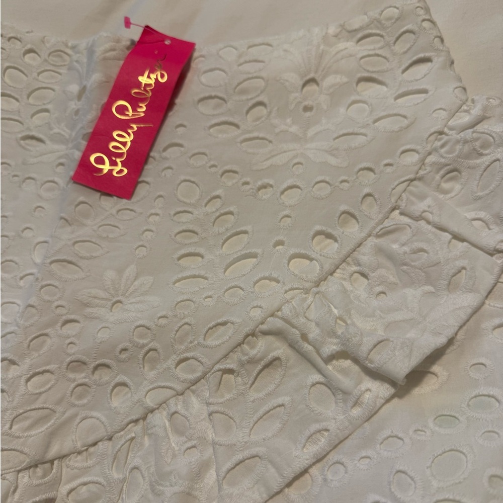 NWT Lilly Pulitzer Faye Skort Skort in Resort White Large Petal Eyelet - Picture 5 of 8